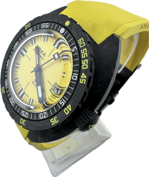Doxa SUB 300 Carbon
