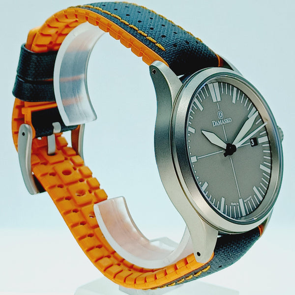 DAMASKO DS30